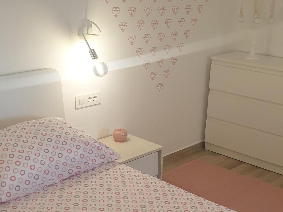 Apartment Mia 2 Banjol Esterno foto